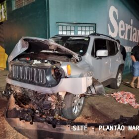 Fotos de Motorista com suspeita de embriaguez avança preferencial e causa grave acidente em Maringá