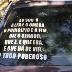 Fotos de Morreu no hospital idoso que passou mal ao volante e bateu contra uma árvore em Maringá