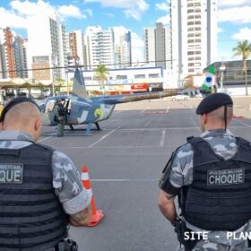 Fotos de Polícia Militar usa helicóptero em operação na Zona Norte de Maringá 