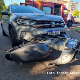 Fotos de Mulher sofre ferimentos graves após carro avança preferencial em Maringá