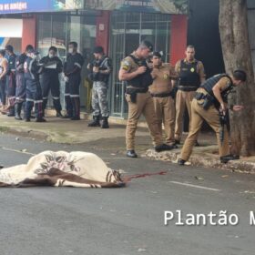 Fotos de Câmera registra homem sendo executado com mais sete tiros em Sarandi