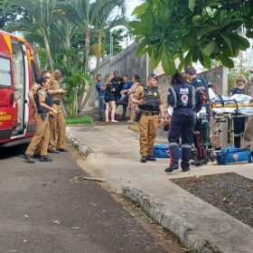 Fotos de No dia do aniversário homem invade casa, faz duas pessoas refém e é baleado pela PM, em Maringá