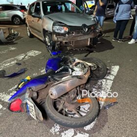 Fotos de Câmera registra acidente que deixou motoboy em estado grave em Maringá