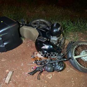 Fotos de Ao perder o controle da motocicleta, homem cai em ribanceira em Maringá