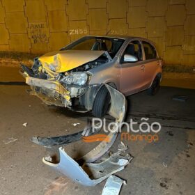 Fotos de Carro invade preferencial e causa grave acidente em Maringá