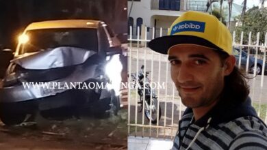 Fotos de Homem morre após carro bater contra árvore em Maringá