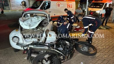 Fotos de Duas pessoas ficam feridas após colisão entre carro e moto em Sarandi