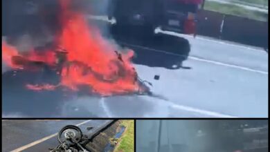 Fotos de Moto explode após bater em carro em Sarandi