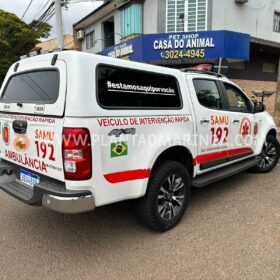 Fotos de Carro avança preferencial causando acidente que deixou pai e filho feridos em Maringá