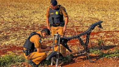 Fotos de Moto furtada é encontrada depenada na Zona Rural de Maringá  