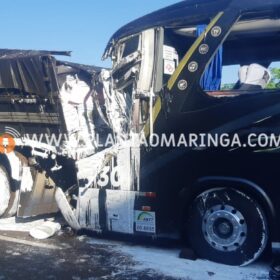 Fotos de Ônibus com crianças da igreja adventista do sétimo dia de Maringá se envolve em acidente com óbito na BR 369 em Corbélia