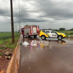 Fotos de A caminho do cemitério para visitar o filho que morreu a cerca de um mês mulher morre em acidente de moto em Sarandi