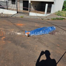 Fotos de Homem é morto a tiros quando chegava no trabalho