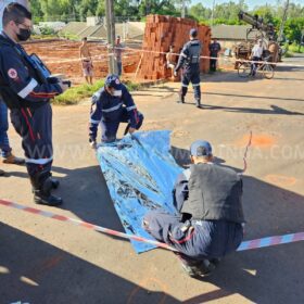 Fotos de Homem é morto a tiros quando chegava no trabalho