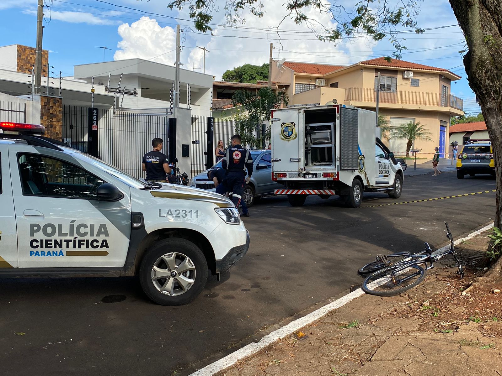 Jovem é Executado Com 7 Tiros Na Cabeça Em Plena Luz Do Dia Plantão