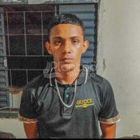 Fotos de Jovem é executado a tiros e mulher é baleada em praça na zona sul de Maringá