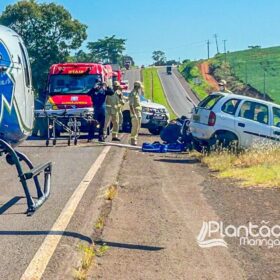 Fotos de Motorista é socorrido de helicóptero após ser ejetado de veículo em capotamento