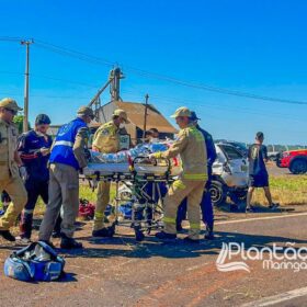 Fotos de Motorista é socorrido de helicóptero após ser ejetado de veículo em capotamento