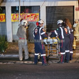 Fotos de Trabalhador de 72 anos, que sofreu uma descarga elétrica de 13 mil volts em Maringá, morre no hospital