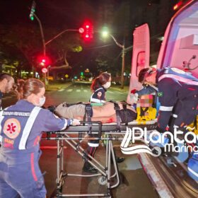 Fotos de Dois jovens são intubados após colisão entre motos em Maringá