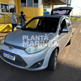 Fotos de Pastor é preso pela PRF de Maringá transportando maconha e skank