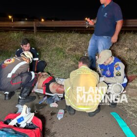 Fotos de Vídeo mostra carro contramão atingido moto e deixando motociclista em estado grave em Maringá