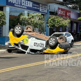 Fotos de Vídeo mostra motociclista sendo baleado enquanto andava de moto; durante o atendimento uma viatura da Polícia Militar capotou