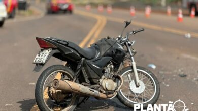 Fotos de Motociclista é intubado após carro invadir pista contrária e bater de frente com moto na PR-317, em Maringá 