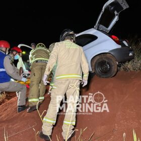 Fotos de Motorista perde controle da direção, carro cai em ribanceira em Maringá 