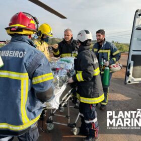 Fotos de Uma pessoa morreu e outra ficou gravemente ferida após um acidente entre dois caminhões entre Maringá e Iguaraçu