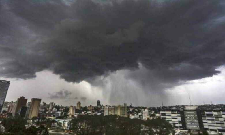 Fotos de Alerta de tempestade atinge cidades no Paraná: veja lista