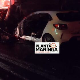 Fotos de Casal morre carbonizado após grave acidente envolvendo dois carros e ônibus na região de Maringá 