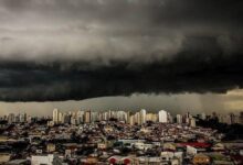 Fotos de Chuva preta’ pode atingir o Paraná nesta semana; saiba onde e quando