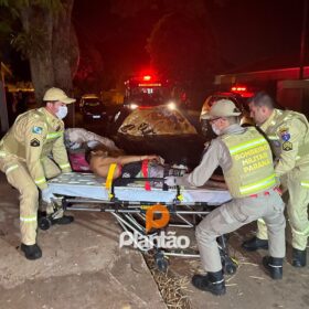 Fotos de Duas pessoas são baleadas após briga com vizinho no Jardim Panorama em Sarandi