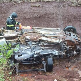 Fotos de Identificada a família de Mandaguaçu que morreu em acidente na BR-369