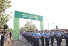 Fotos de Milhares de pessoas acompanham o desfile em comemoração ao Dia do Independência do Brasil em Maringá