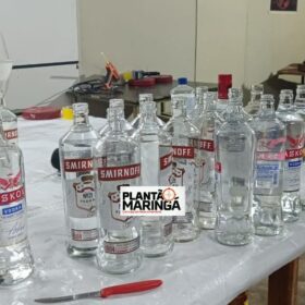 Fotos de Policia Militar fecha fábrica que falsificava Whiskey e vodka em Maringá  