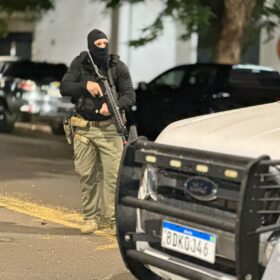 Fotos de Policia realiza exercício simulado de enfrentamento ao "novo cangaço" em Maringá