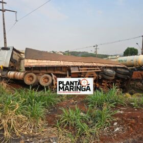 Fotos de Vídeo mostra carreta desgovernada atingindo quatro carros em Maringá