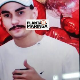 Fotos de Vídeo mostra jovem de 22 anos sendo agredido com coronhadas após ser baleado em Maringá; os criminosos utilizaram uma submetralhadora