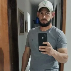 Fotos de Homem de 43 anos morre dentro de supermercado no Paraná