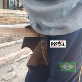 Fotos de Homem fica com ripa cravada no abdômen durante acidente de trabalho  