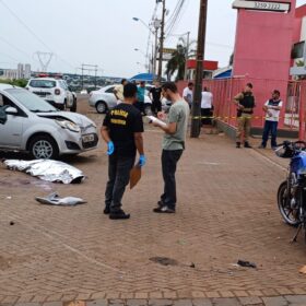 Fotos de Câmera de segurança registrou o momento em que jovem de 18 anos morre em acidente no Contorno Sul em Maringá 