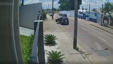 Fotos de Aluno de 14 anos liga carro de professora e a atropela no Paraná; VÍDEO