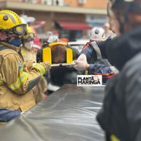 Fotos de Câmera registra carro avançando preferencial e provocando acidente em Maringá