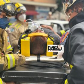 Fotos de Câmera registra carro avançando preferencial e provocando acidente em Maringá