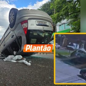 Fotos de Câmera registra carro capotando após bater em carro e moto estacionados em Maringá