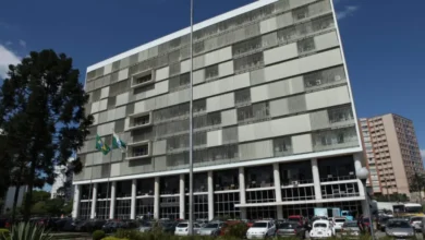 Fotos de Justiça do Paraná abre concurso com mais de 950 vagas para residentes jurídicos e bolsa de R$ 4 mil