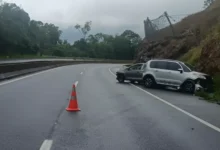 Fotos de Motorista desce para trocar pneu e morre atropelado na BR-376