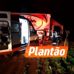 Fotos de Piratas do Asfalto dopam motorista de caminhão e roubam carga do Mercado Livre entre Marialva e Mandaguari